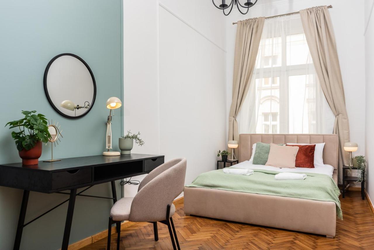 Classy Old Town - By Upstairs * Krakow
